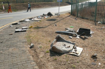 A taxi failed to stop coming down Comaro off ramp from the N12 highway.