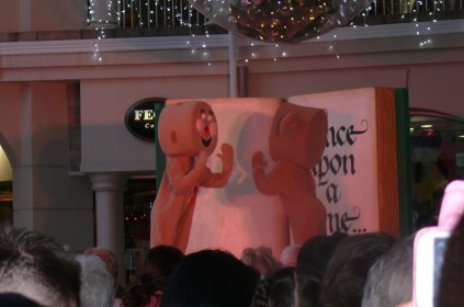 The Gingerbread Men, sang for the children in the audience.