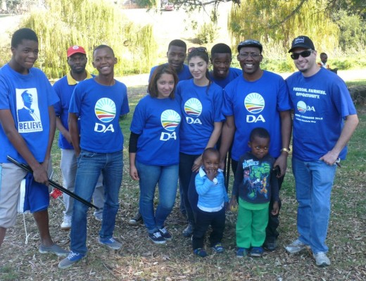 Helping with the clean-up, DA members, front: Menzi and Wakhile Masango. Middle: Sihle Manganyi, Njabulo Masango, Nazrana Hogarth, Naeelah Dellwaria, Reuben Nkosi and Clr Sergio dos Santos. Back: Maxwell Nkosi, Gcina Masango and Phumelela Masango.